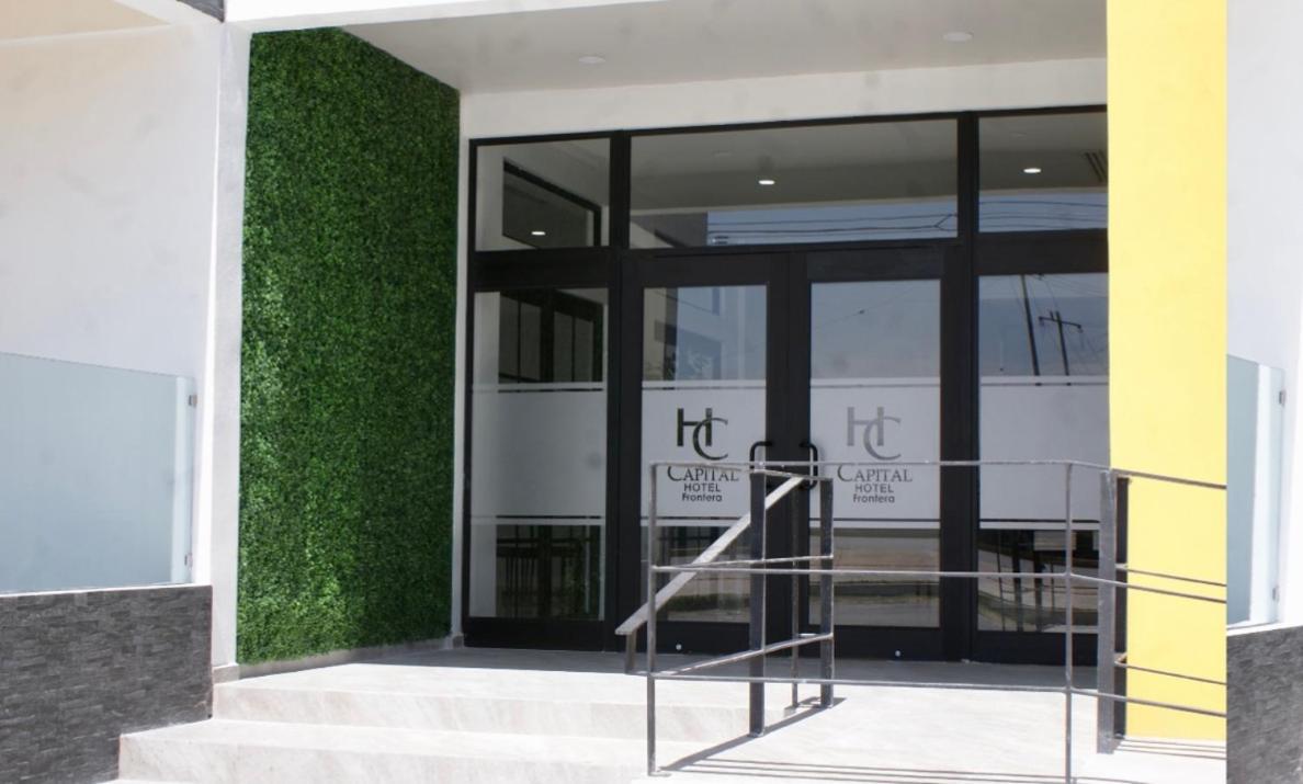 Hotel Capital Frontera Monclova Bagian luar foto